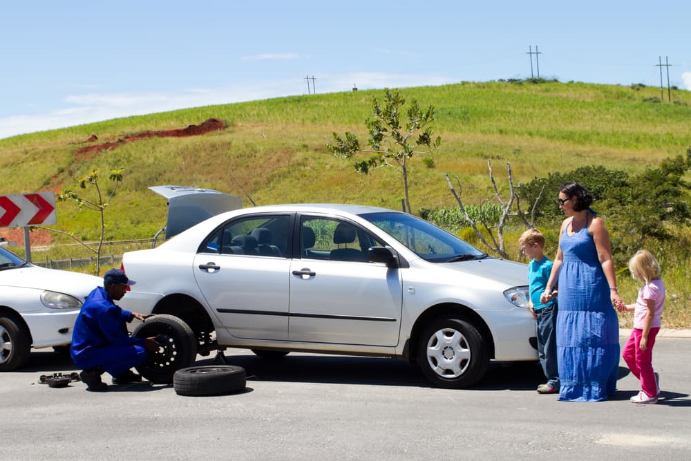 should you tip roadside assistance
